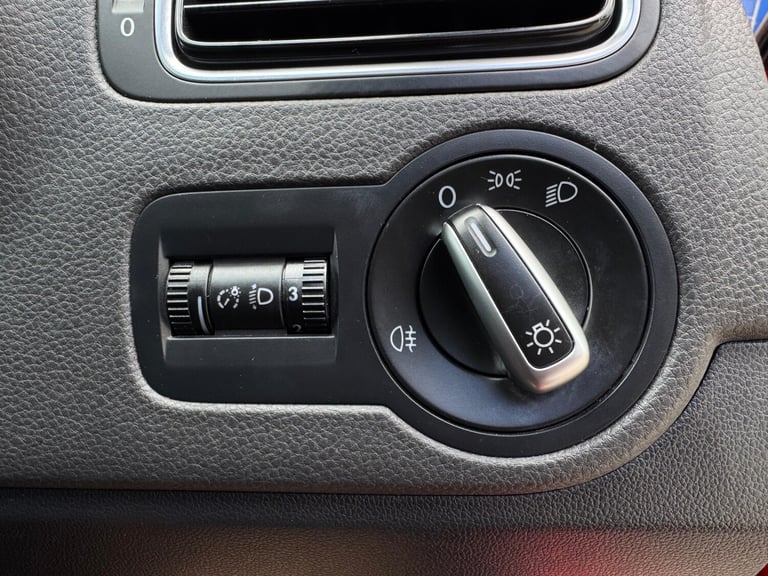 2013 Volkswagen Polo 1.2 TSi BLUEMOTION Hatchback Petrol Automatic