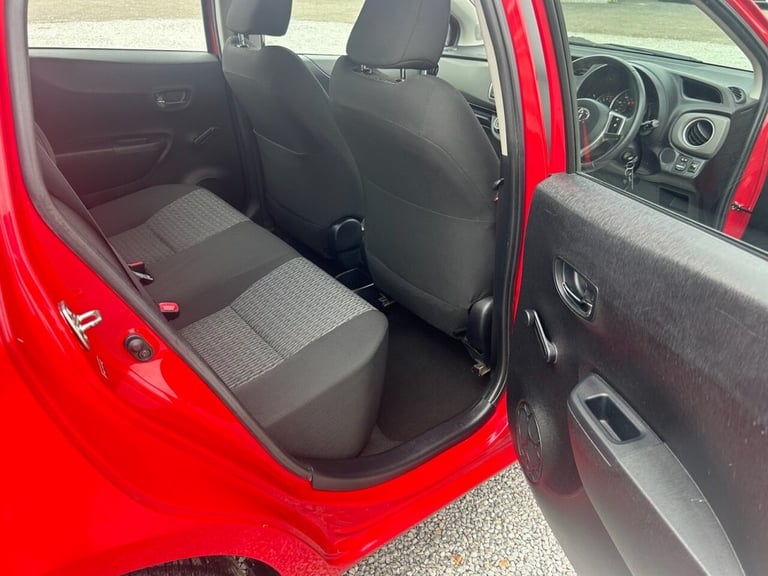 2013 Toyota Yaris 1.33 Dual VVT-i TR Hatchback 5dr Petrol Manual Euro 5 (101 ps) Hatchback Petrol...