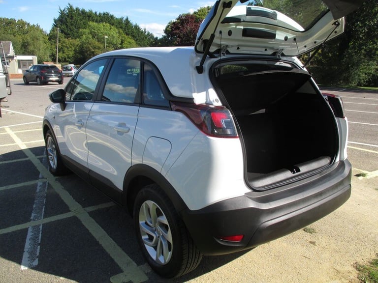 Vauxhall Crossland X SE