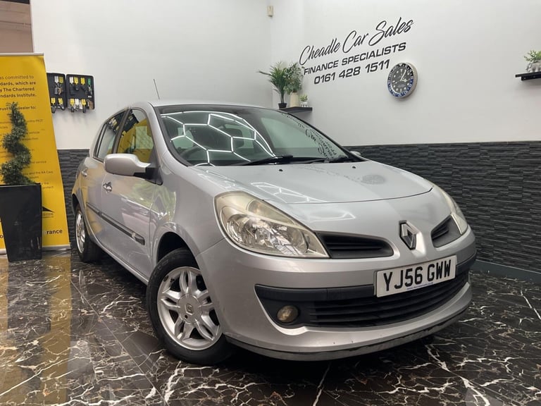 2006 Renault Clio 1.4 16v Dynamique 5dr HATCHBACK Petrol Manual