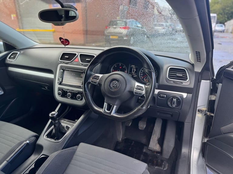 2012 Volkswagen Scirocco 2.0 TDi BlueMotion Tech 3dr [Nav] COUPE DIESEL Manual