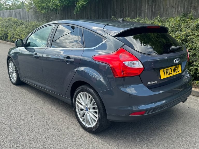 2013 Ford Focus 2.0 TDCi Zetec 5dr Powershift HATCHBACK DIESEL Automatic