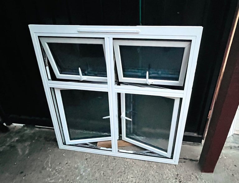 H 117 x W 123 cm - ex SHOWROOM ALUMINIUM DOUBLE GLAZED WINDOW BY ORIGIN - OBSCURE GLASS (REF: SK24)