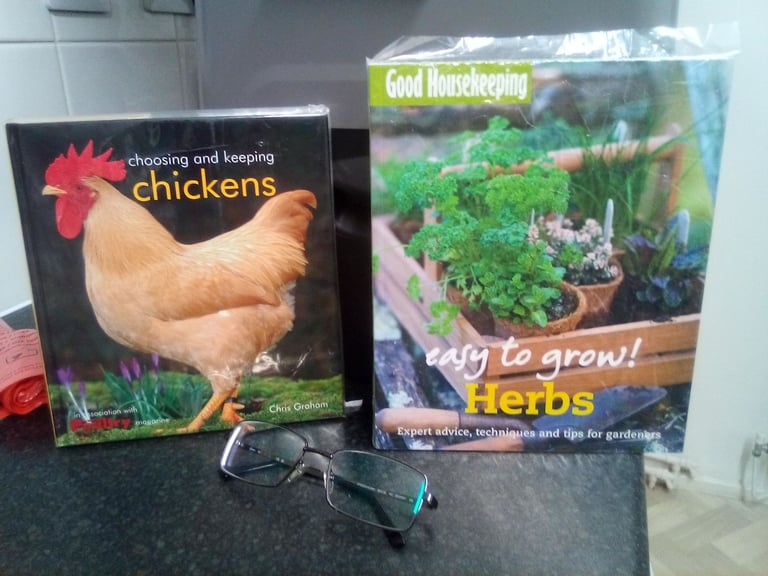 DOG Accessories, Bowls, Letter Cage, Panniers, Animal, Bird Books, Cage Wire etc