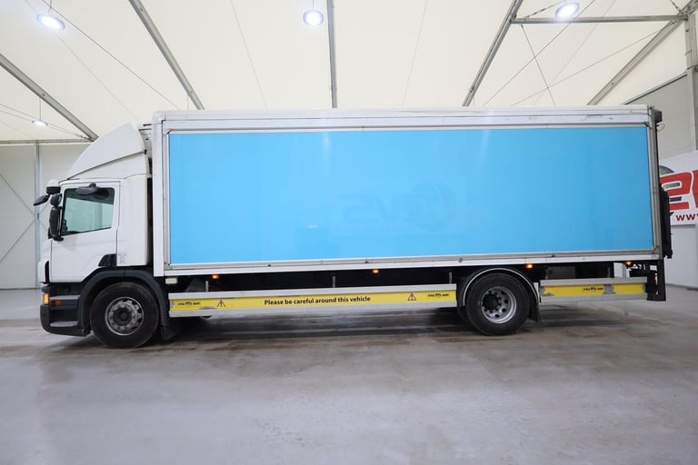 2016 (16 PLATE) Scania  P250 4x2 Euro 6 Refrigerated