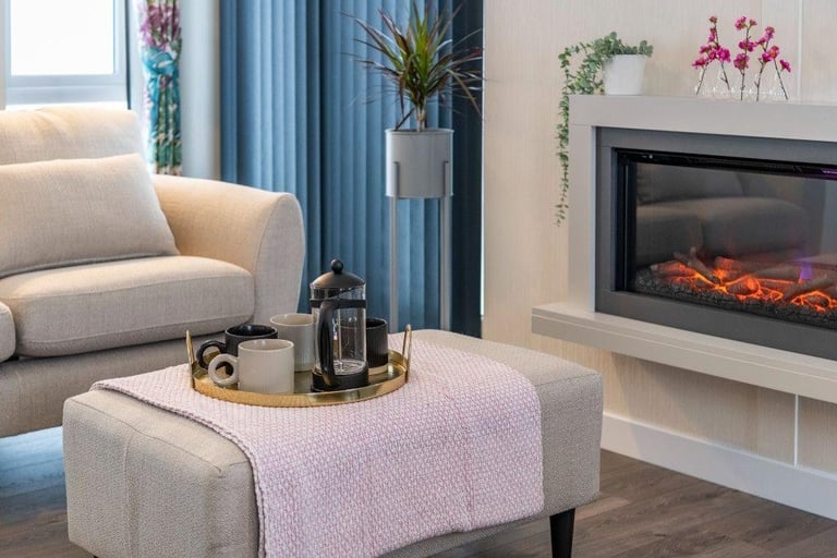 Omar Ikon Park Home in Cambs Norfolk Border  - Lodge / Caravan 