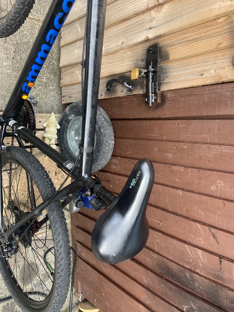 AMANCO 21 speed hybrid mountain bike 