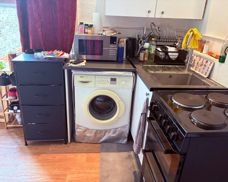 Lovely studio flat in leafy Willesden Green 