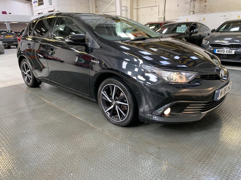 2018 Toyota Auris 1.8 VVT-h Design CVT Euro 6 (s/s) 5dr HATCHBACK Petrol/Electric Hybrid Automatic