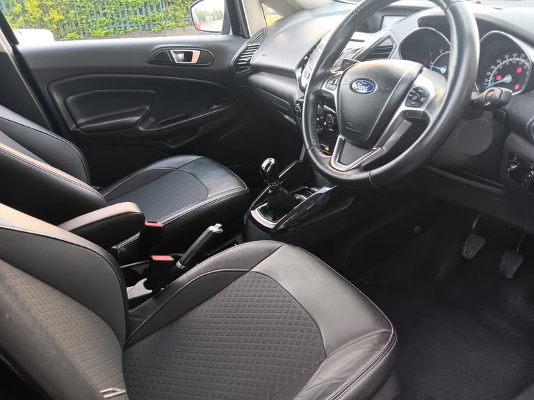 Ford ECOSPORT Titanium 1.5tdci Hpi Clear SUV Fsh