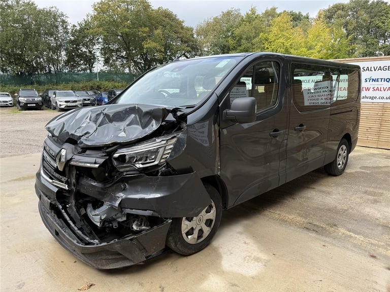 2024 RENAULT TRAFIC ADVANCE LL30 9 SEATER 2.0TD AUTO DAMAGED REPAIRABLE SALVAGE 
