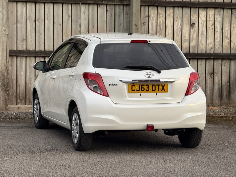 TOYOTA YARIS Active Auto ULEZ Low Milage
