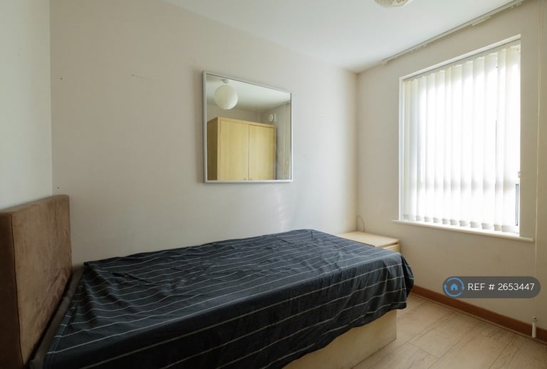 2 bedroom flat in Vista Court, Ipswich, IP2 (2 bed) (#2653447)