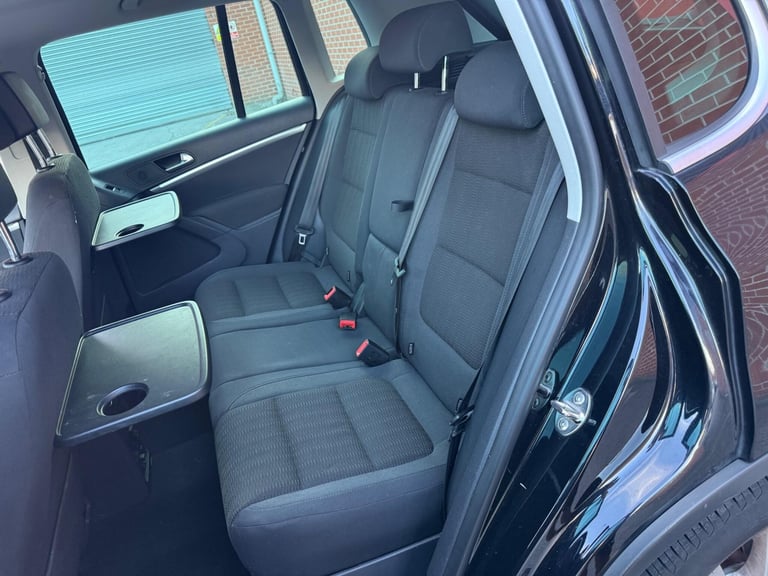 2011 Volkswagen Tiguan 2.0 TDI BlueMotion Tech SE 4WD Euro 5 (s/s) 5dr ESTATE Diesel Manual
