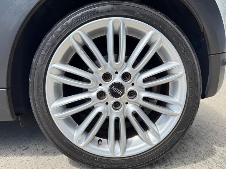 2014 MINI Cooper 2.0 PETROL AUTO Hatchback Petrol Semi Automatic