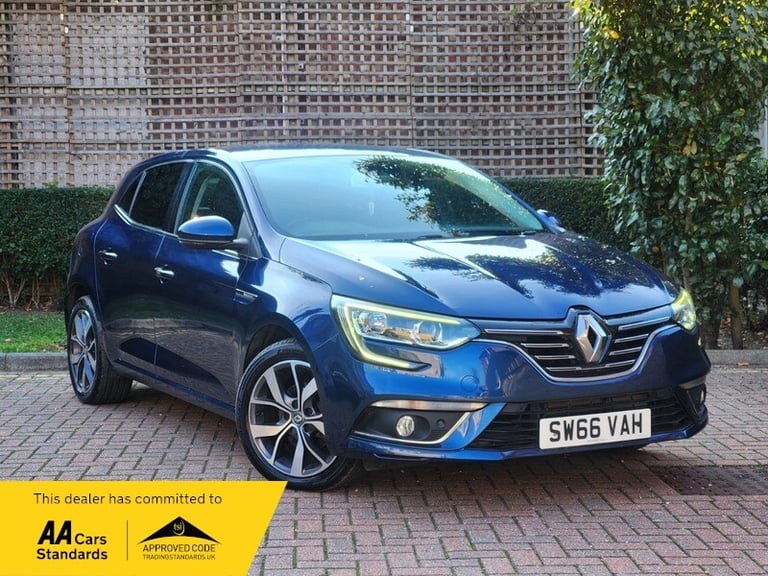 Renault Megane DYNAMIQUE S NAV TCE*2 FORMER KEEPER*2 KEYS* ONE YEAR MOT*FSH**FRE