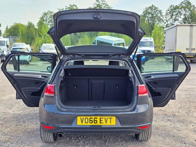 2016 Volkswagen Golf 1.6 TDI BlueMotion Tech Match Edition DSG Euro 6 (s/s) 5dr Hatchback Diesel ...