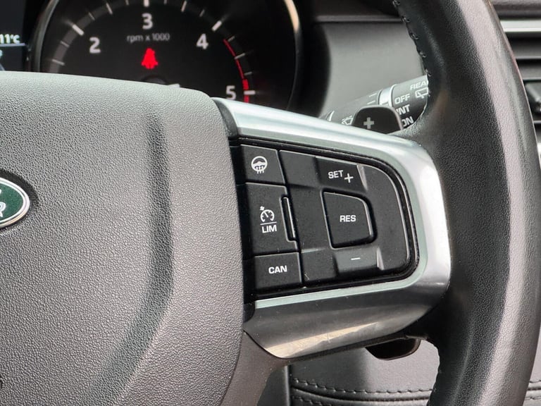 2018 Land Rover Discovery Sport 2.0 TD4 HSE Luxury Auto 4WD Euro 6 (s/s) 5dr ESTATE Diesel Automatic