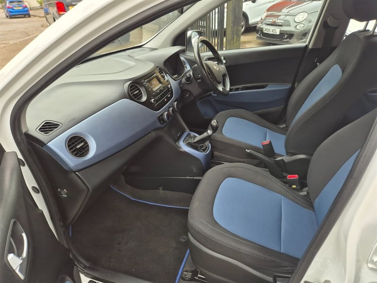 2015 Hyundai i10 1.2 Premium 5dr HATCHBACK PETROL Manual