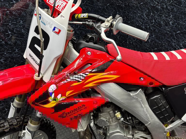Honda CR 125 2006 ( MX / MOTOCROSS / ENDURO ) @ AJ TRADING 