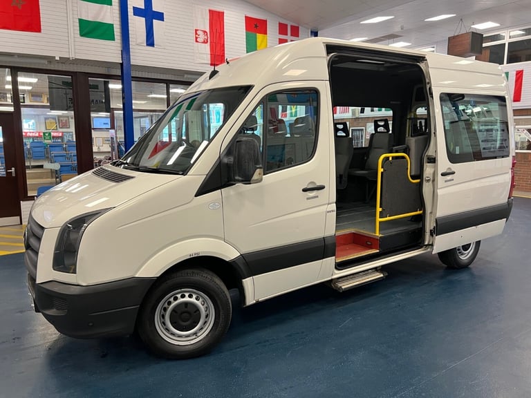 2010 - 10 - VOLKSWAGEN CRAFTER CR35 2.5TDI BLUE 108PS 8 SEAT DISABLED MINIBUS