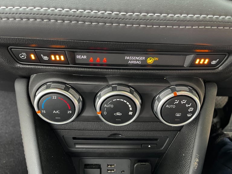 MAZDA 2.0 AUTO CX-3 2.0 120 G-SPORT+NAV,FSH.