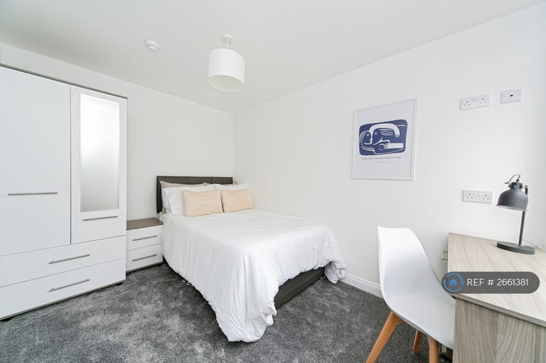 5 bedroom house in Leopold Road, Kensington, Liverpool, L7 (5 bed) (#2661381)