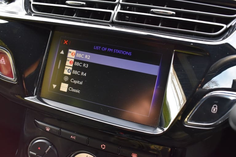 2017 DS Automobiles DS 3 1.2 PureTech 82 Elegance 3dr HATCHBACK PETROL Manual