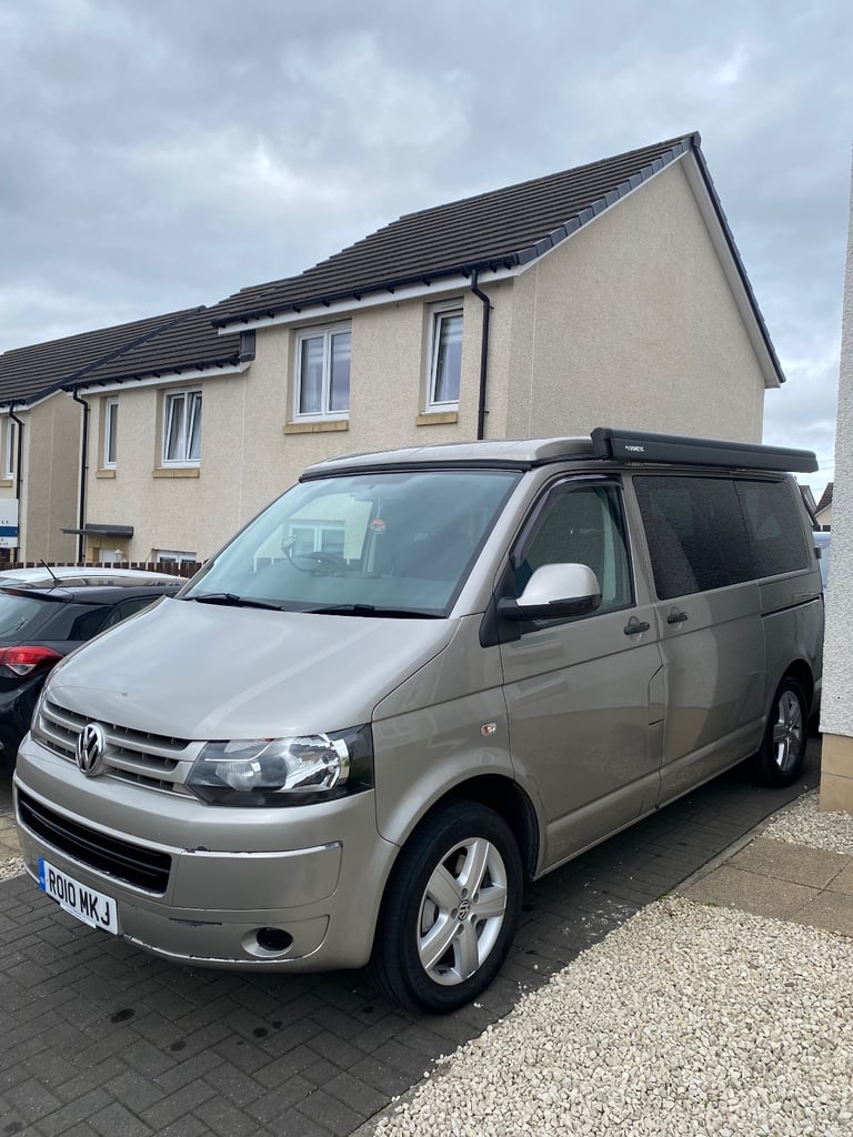 Volkswagen Transporter (VW Campervan)