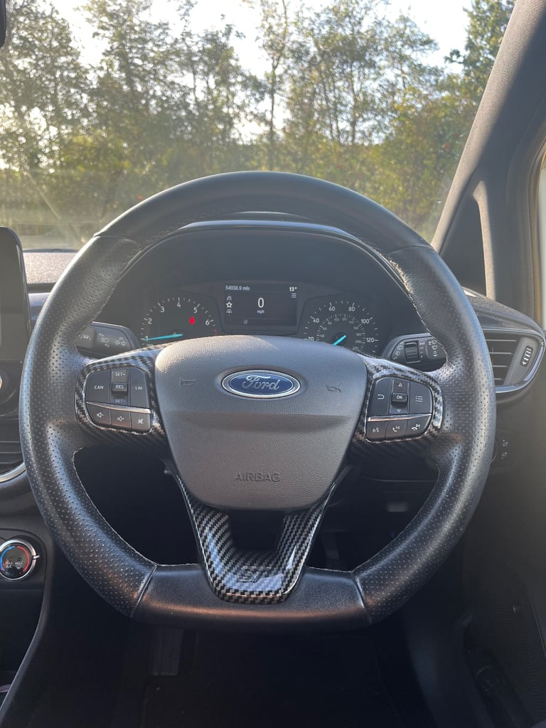 2018 1L Ford Fiesta ST Line - 3 door - White - B&O speaker system 