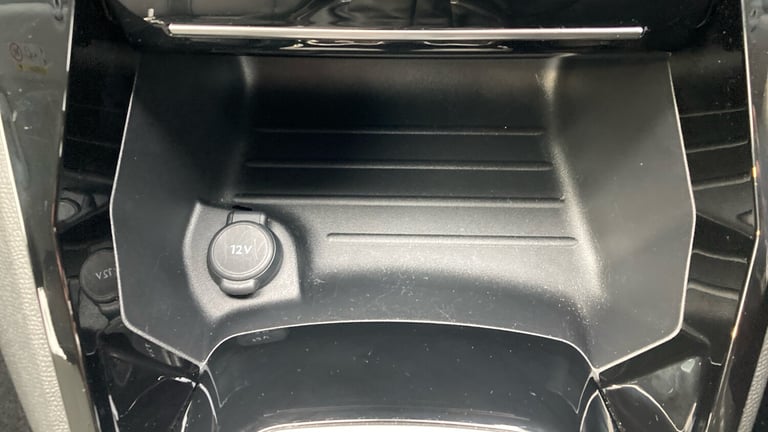 2022 Peugeot 2008 1.2 PureTech Allure Premium+ 5dr Petrol Estate Estate Petrol Manual