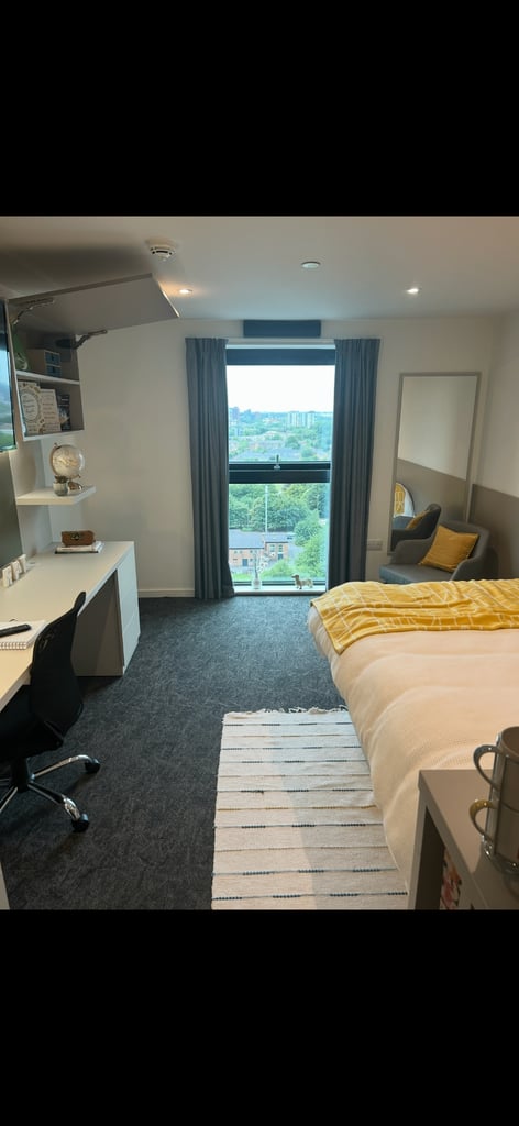 ROOM IN CANVAS MANCHESTER