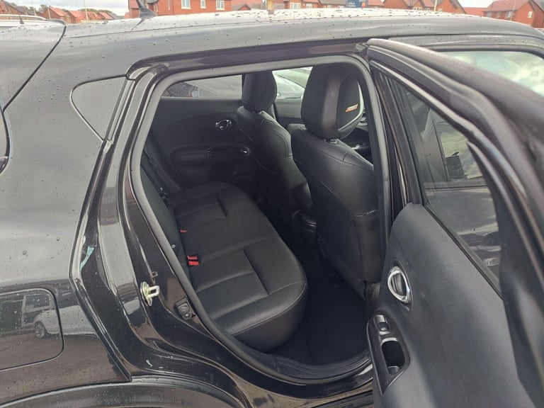 2018 Nissan Juke 1.6 Tekna Euro 6 5dr HATCHBACK Petrol Manual