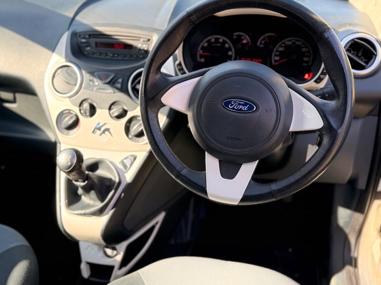 2014 FORD KA ZETEC - £35 ANNUAL ROAD TAX