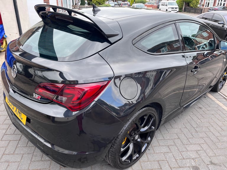 Vauxhall, ASTRA GTC, Hatchback, 2015, Manual, 1998 (cc), 3 doors