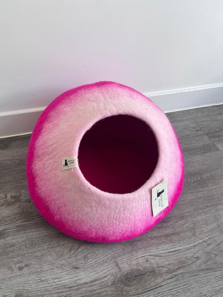 Shady Cat Caves Handmade Felt Cat Bed/Cave Pink To White Cave 