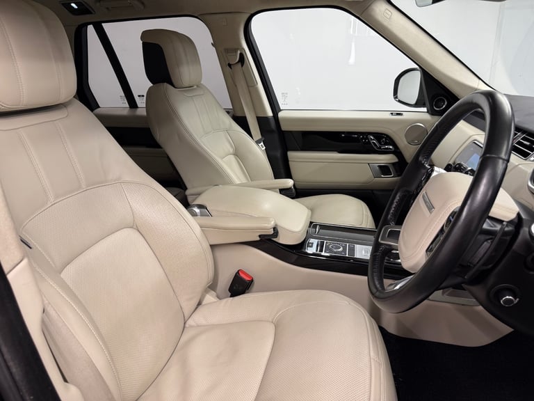 2021 Land Rover Range Rover 3.0 D300 Westminster Black 4dr Auto ESTATE Diesel Automatic