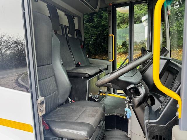 2019 69 Mercedes Econic 3235 E6 8x4 rear steer steel tipper epsilon crane & grab