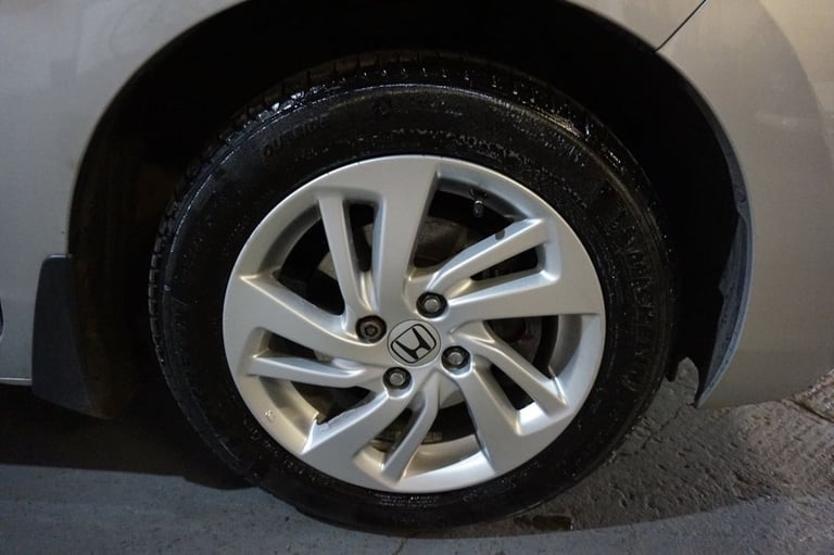 2017 Honda Jazz 1.3 i-VTEC SE Hatchback 5dr Petrol CVT Euro 6 (s/s) (102 ps) Hatchback Petrol Aut...