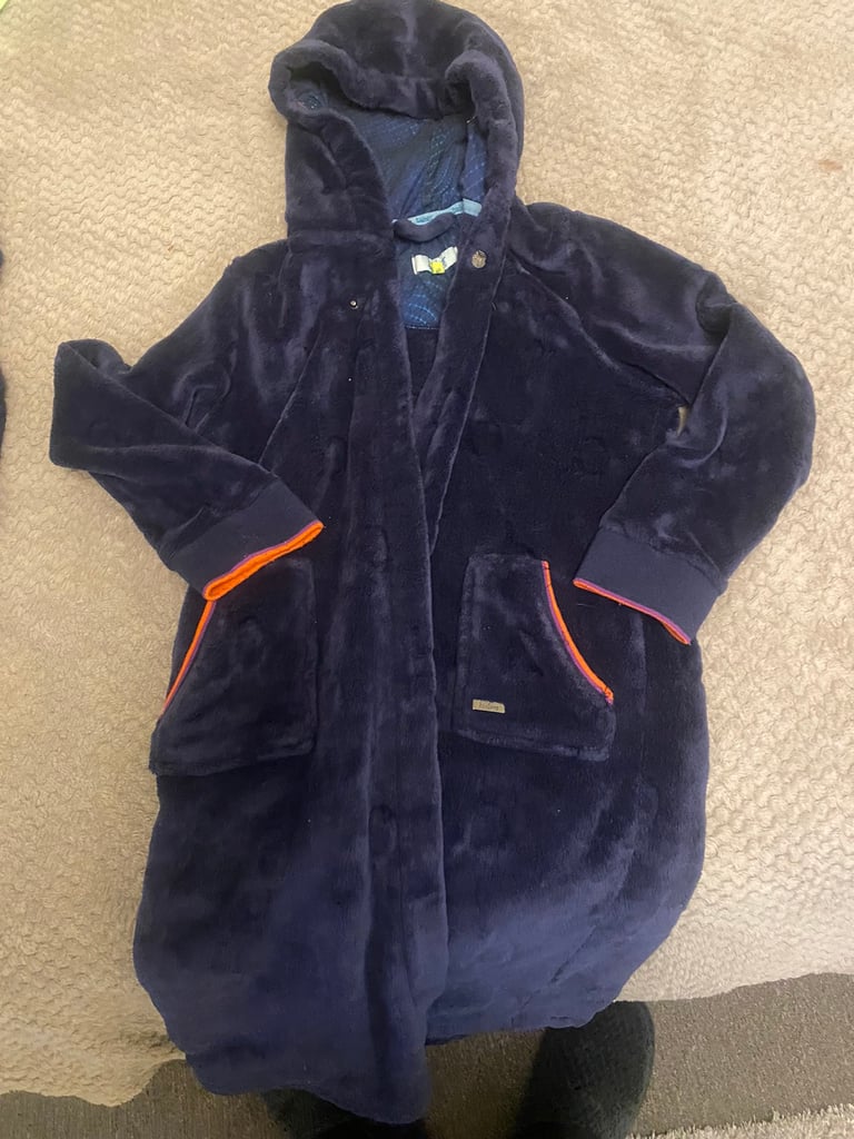 Boys 9-10 years ted baker dressing gown