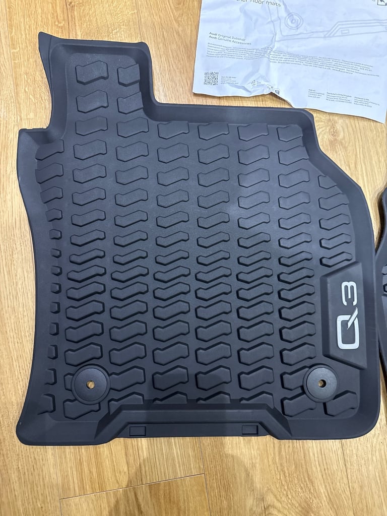 Audi Q3 all-weather front mats