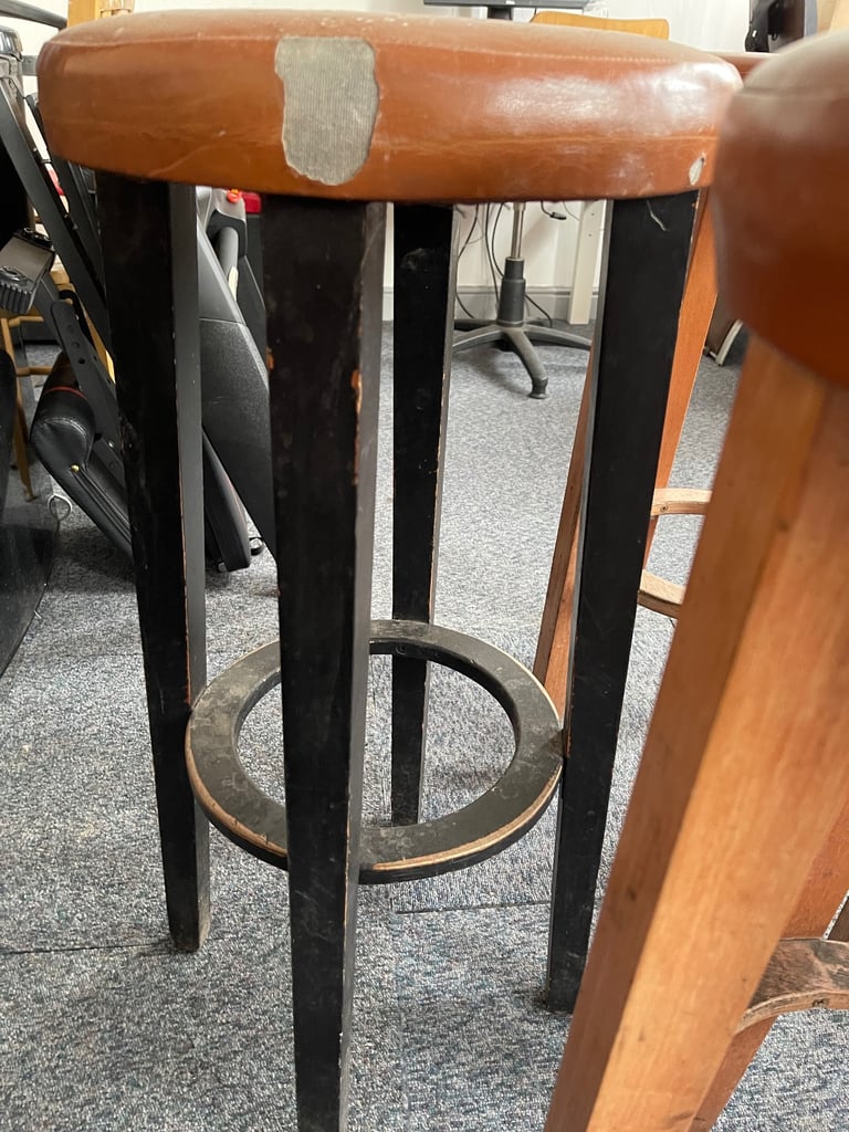 image for Bar stool x 4