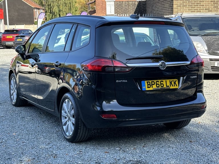 2016 Vauxhall Zafira Tourer 1.4 I Turbo Design Petrol Manual 5 Door MPV Black