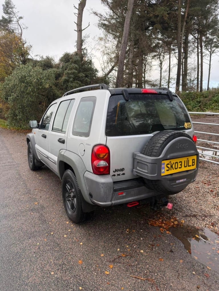 Jeep, CHEROKEE, Estate, 2003, Manual, 2429 (cc), 5 doors