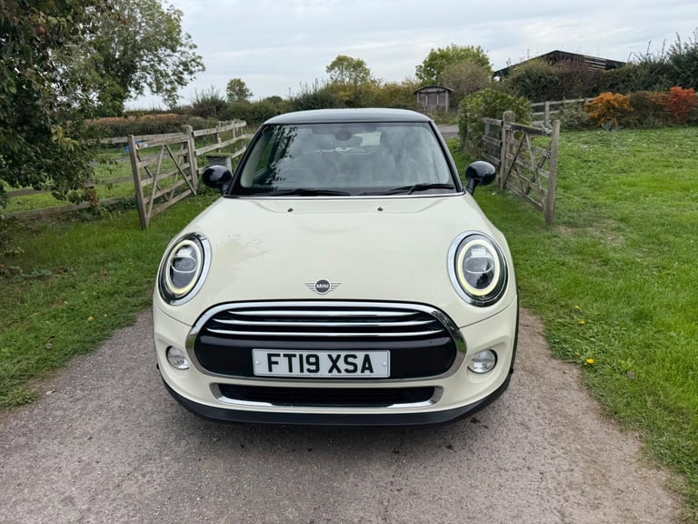 2019 MINI Hatch 1.5 Cooper Exclusive Euro 6 (s/s) 3dr HATCHBACK Petrol Manual
