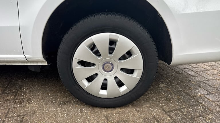 2021 Mercedes-Benz Vito 110CDI Progressive Panel Van FWD L2 Eu6 102 PANEL VAN Diesel Manual