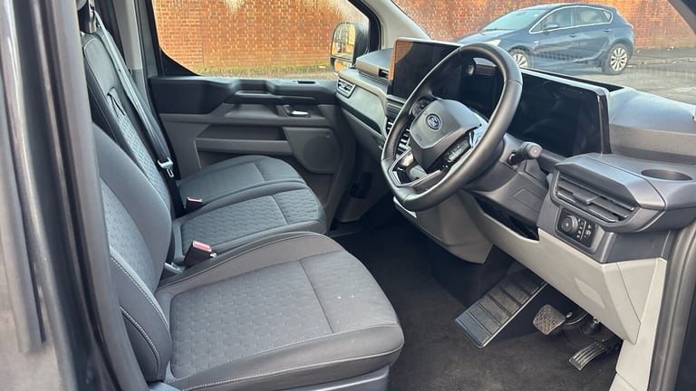 2025 Ford Transit Custom 320 L2 Diesel Fwd 2.0 EcoBlue 136ps H1 Double Cab Van Limited Auto Crew ...