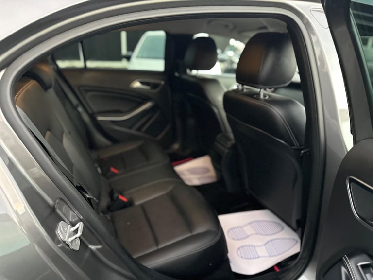 2017 Mercedes-Benz A-Class A180d SE 5dr HATCHBACK DIESEL Manual