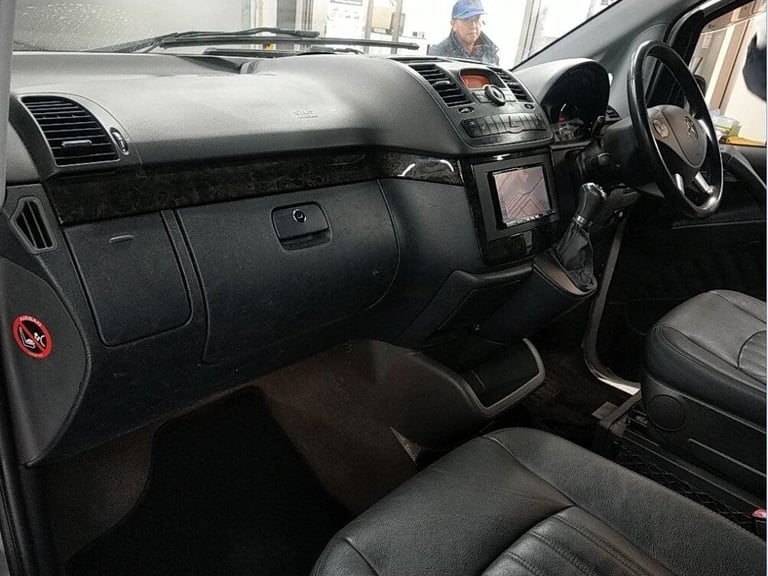 FRESH IMPORT 2011 MERCEDES-BENZ V350 AMBIENTE VIANO LONG WHEEL BASE 3.5 V6 AUTO