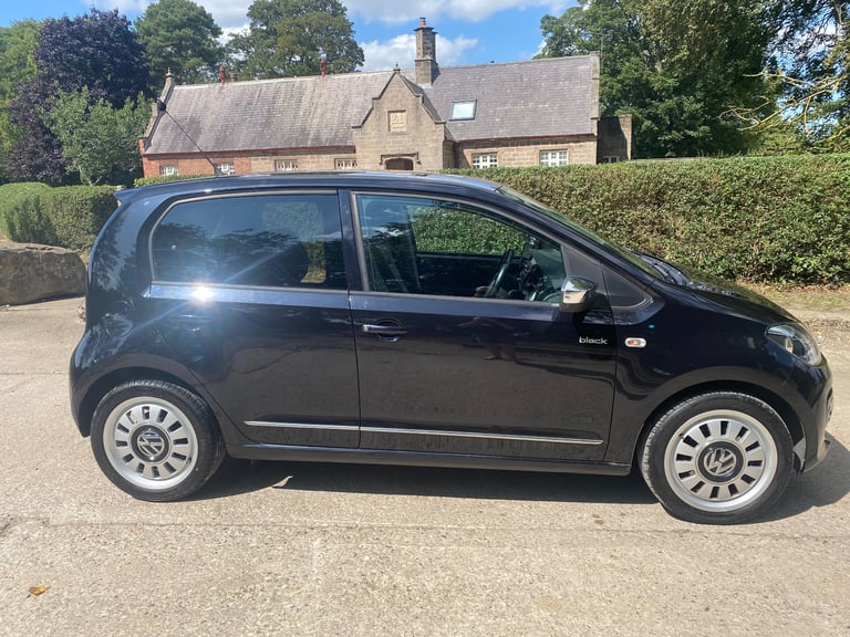 Volkswagen, UP ! Black limited edition . 5 door Hatchback, 2012, Manual, 999 (cc), 3 doors